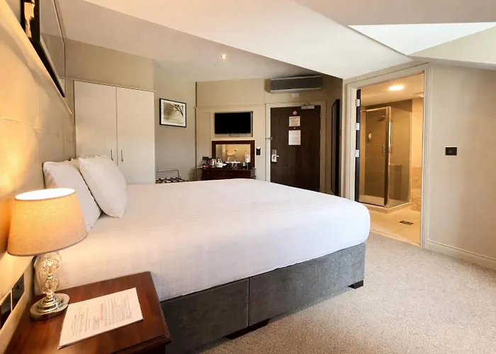 Rooms At Rue