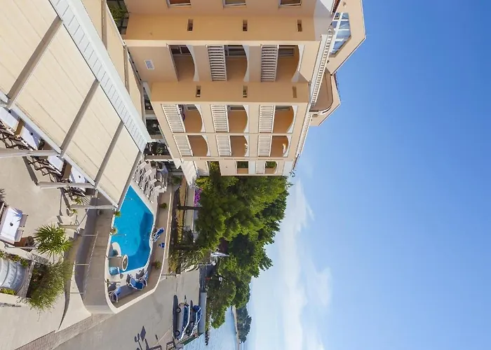 Aparthotel Milenij Baska Voda
