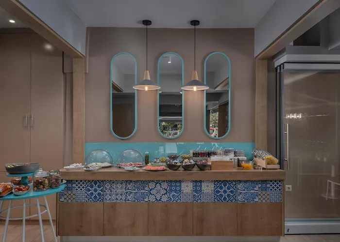 Ouzas Luxury Hotel Olympiakí Aktí