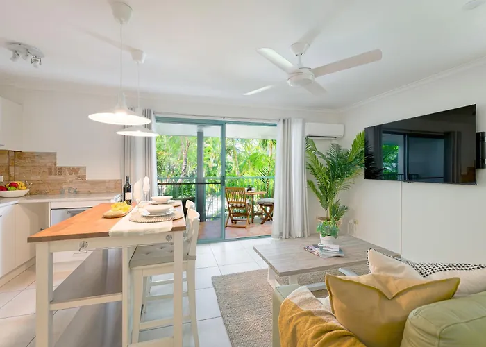 Chez Noosa Holiday Apartments