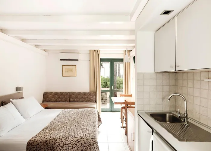 Zaton Holiday Resort Apartments Nin