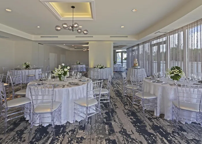 Doubletree By Hilton Ocean Point Resort - North Miami Beach