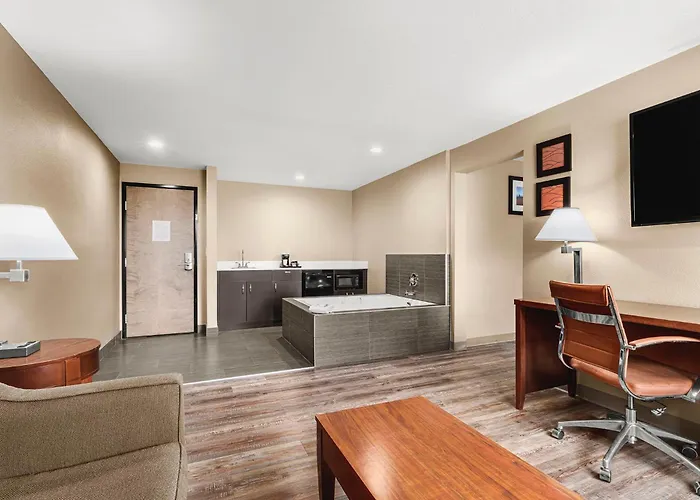 Comfort Inn & Suites Beaverton - Portland West