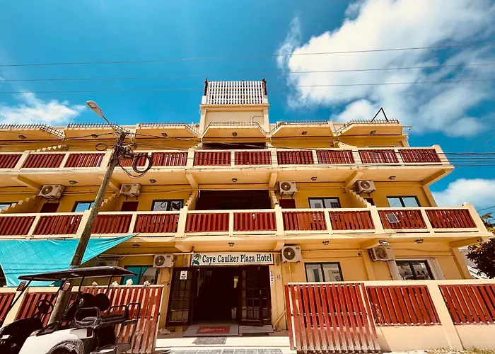 Caye Caulker Plaza Hotel