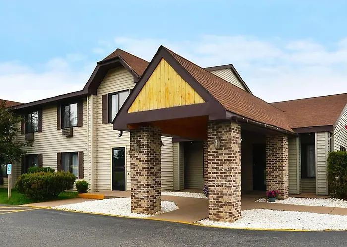 Magnuson Hotel Country Inn