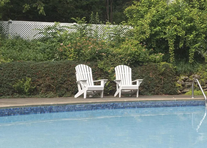 Auberge Lakeview Inn