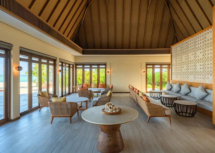 Hotel Kuda Villingili Maldives, Free Return Transfers 03 Nights & Above Thulusdhoo