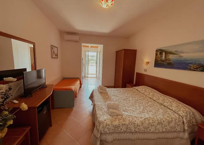 Vela Club Hotel & Appartamenti