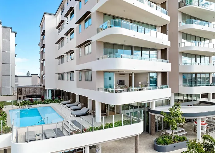 Lowanna Beach Resort Kawana