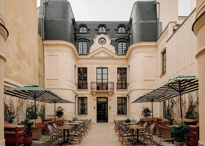 Le Jardin de Verre by Locke
