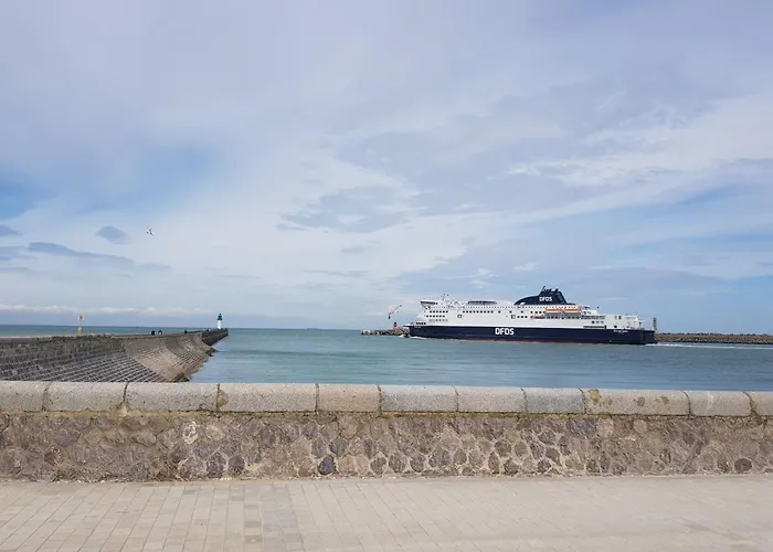 Holiday Inn Calais-Centre By Ihg