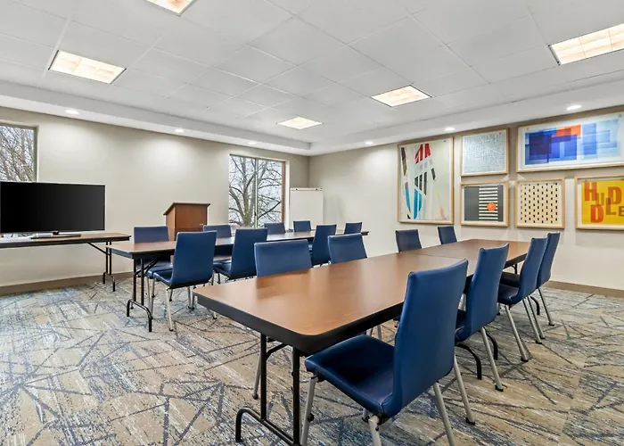 Holiday Inn Express & Suites Hebron - Cincinnati Airport By Ihg