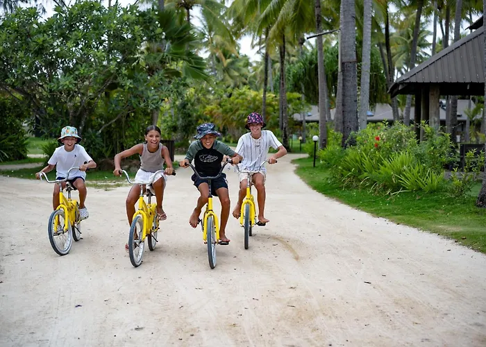 Plantation Island Resort Malololailai