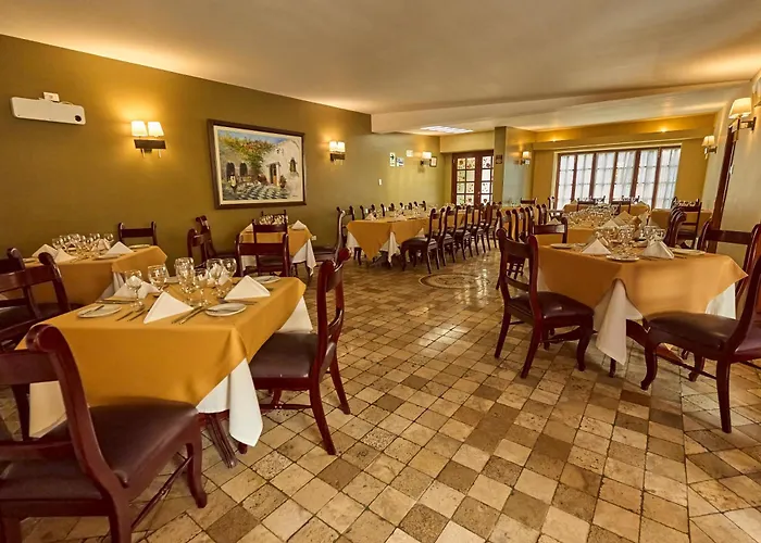 El Cabildo Hotel