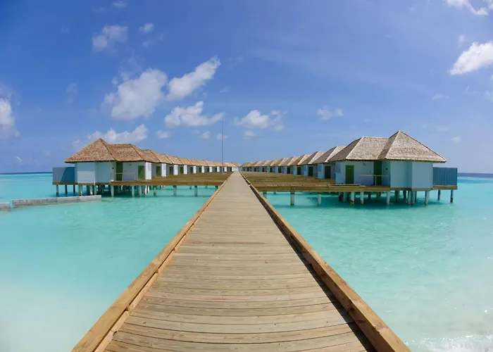 Outrigger Maldives Maafushivaru