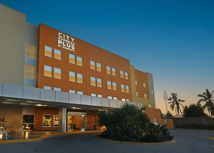 City Express Plus By Marriott Cabo San Lucas