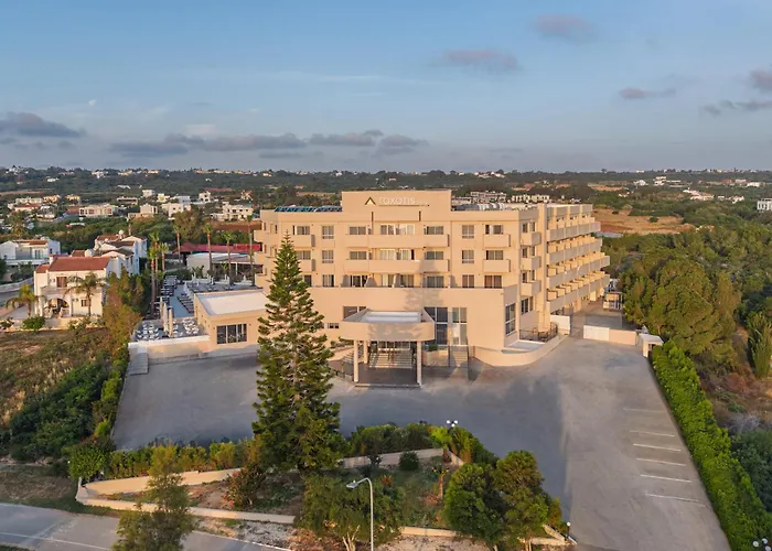 Toxotis Hotel