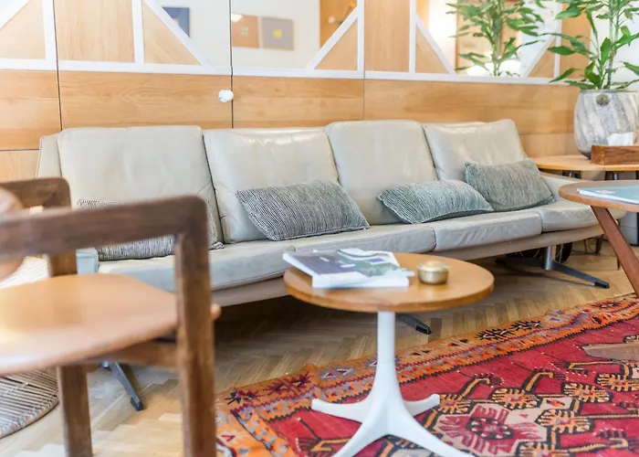 Hotel Habituel