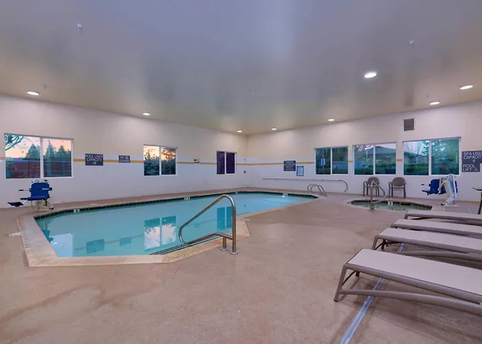 Comfort Suites Springfield-Eugene