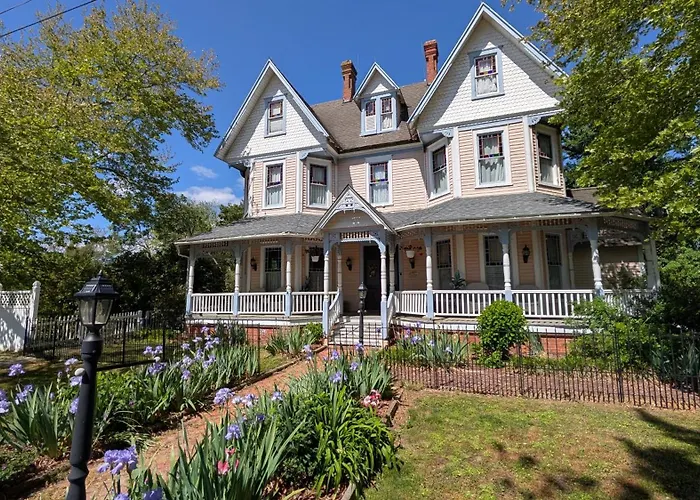 Garden And Sea Inn
