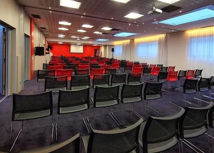 Mercure Nantes Centre Grand Hotel