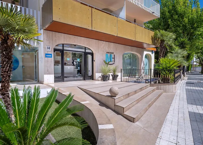 Monica Hotel Cambrils