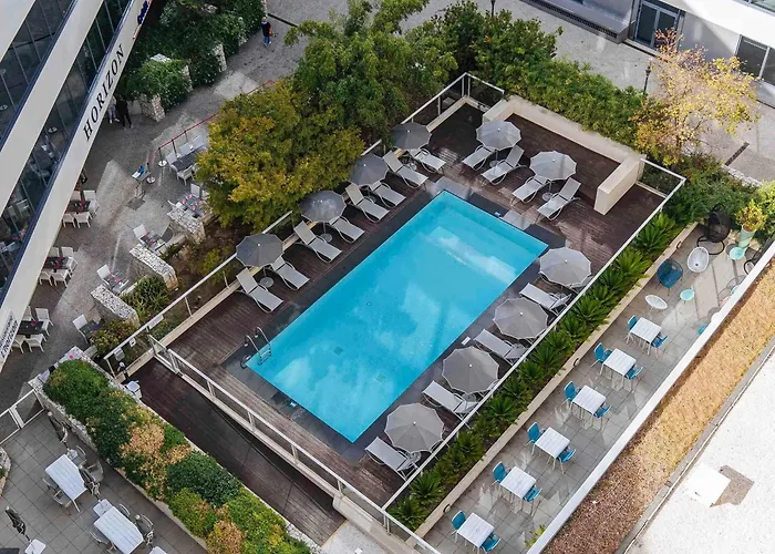 Novotel Suites Airport