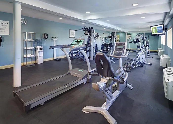 Holiday Inn Express San Diego South - National City By Ihg
