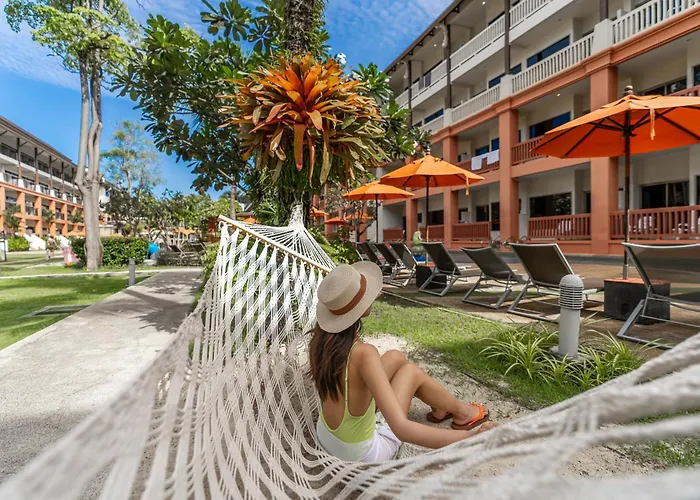 Kata Sea Breeze Resort - Sha Plus
