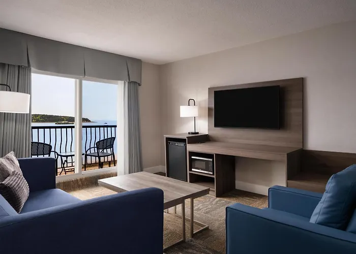 Anchor Inn&Suites, BW Signature Collection Campbell River