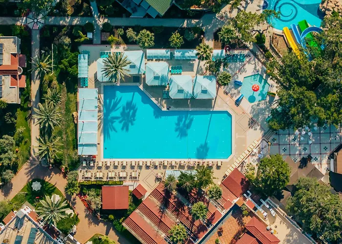 Pirates Beach Club