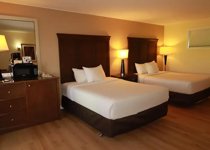 Carolyn Beach Inn