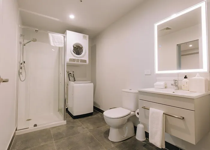 Ramada By Wyndham Newmarket Auckland