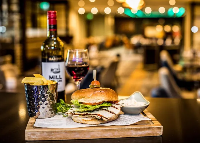 Hotel Crowne Plaza London - Gatwick Airport By Ihg Crawley 
