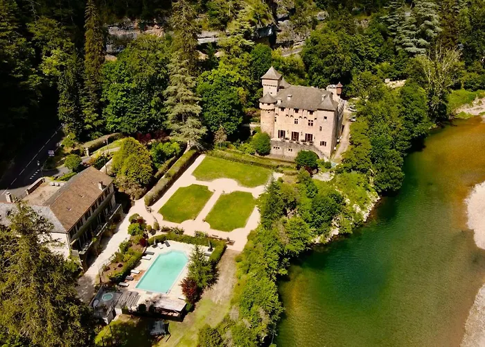 Chateau De La Caze Piscine & Spa - Ste Enimie Sainte-Énimie