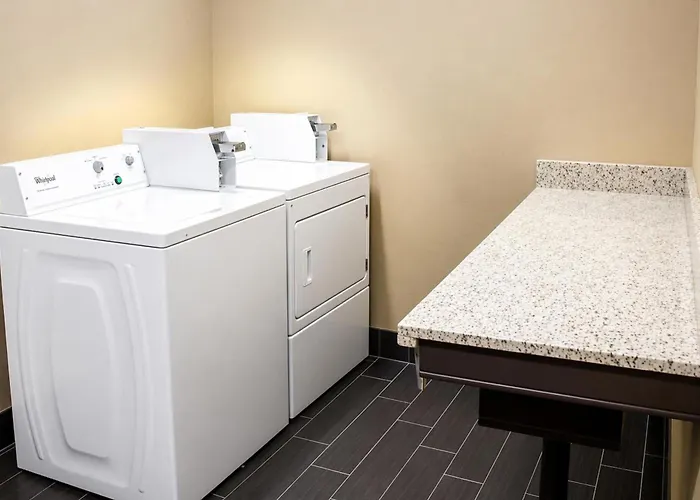 Holiday Inn Express & Suites Chicago - Matteson By Ihg