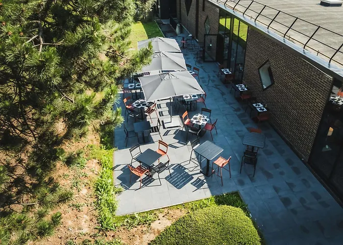 Mercure Cote De Nacre