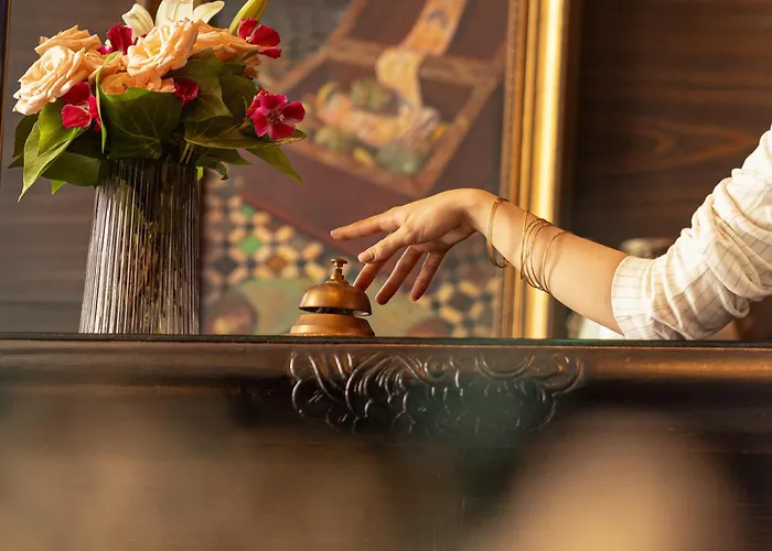 Art Palace Suites & Spa