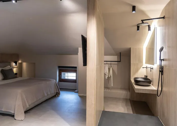 Nikoleta Hotel And Villas