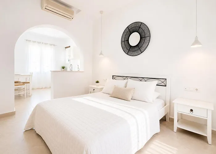 Eleftheria Hotel & Apartments