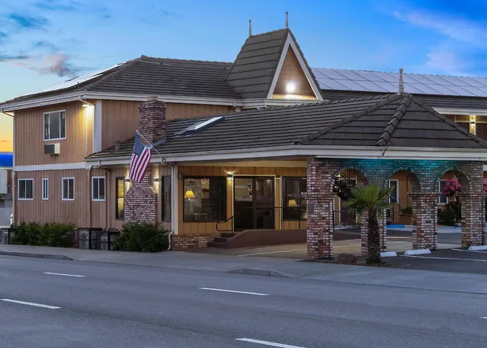 Ramada Bayside Inn & Suites Eureka