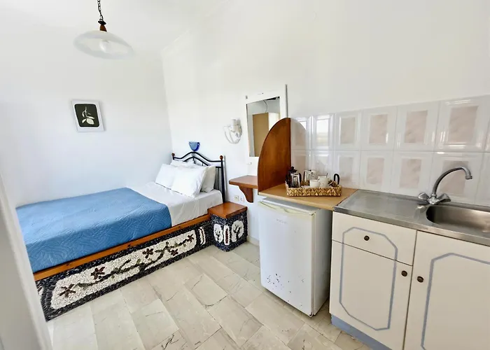 Stavros Beachfront Domes By Booking Kottas Perivolos (Santorini)
