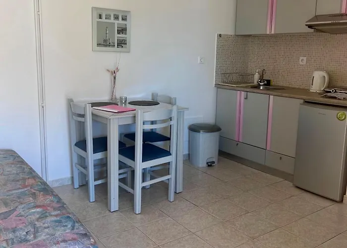 Ermis Suites Platanés