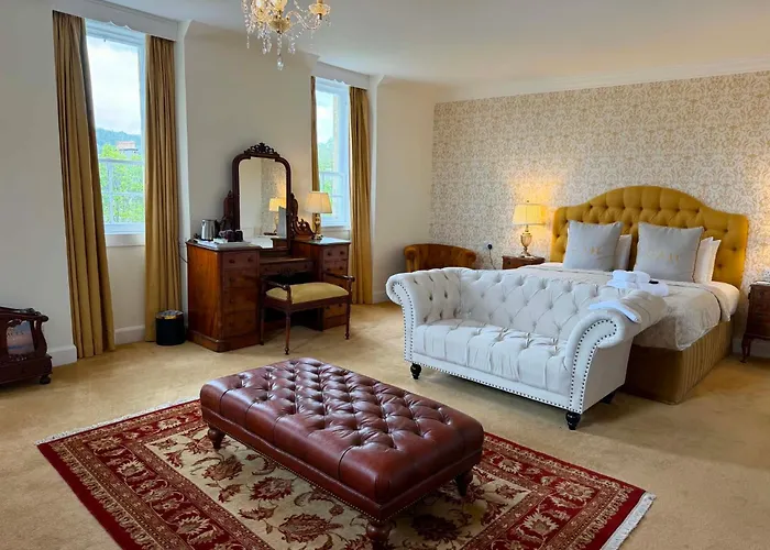 Grant Arms Hotel