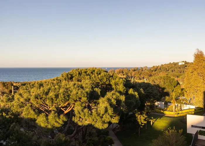 Grand Hotel Du Golfe - Spa & Restaurant Collioure