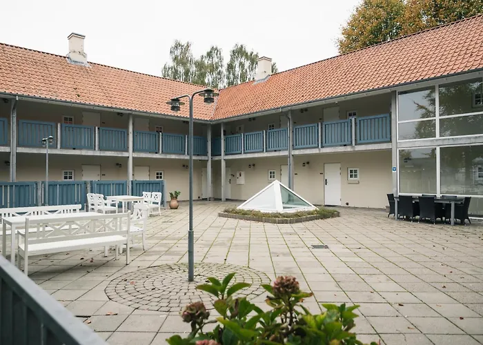 Knudsens Gaard