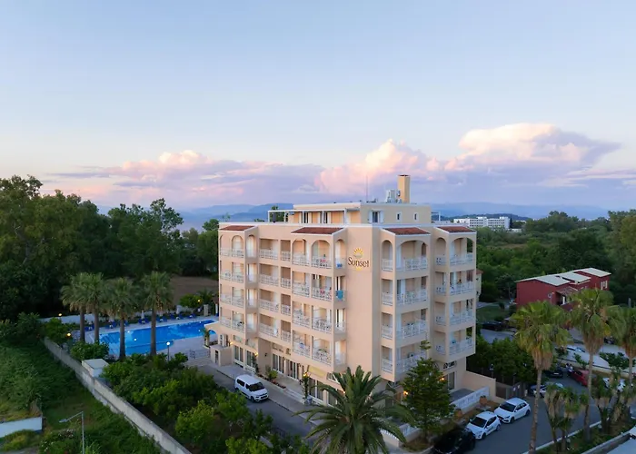 Sunset Hotel Potamós
