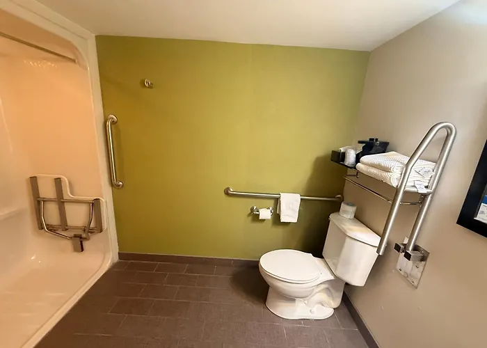 Sleep Inn & Suites Niantic North