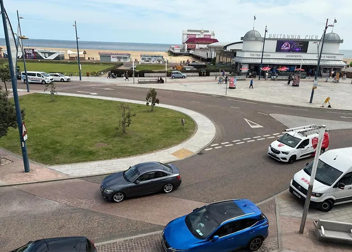 Henry'S On The Prom Bed & Breakfast Great Yarmouth