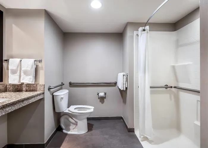Super 8 By Wyndham Riviera Beach West Palm Beach